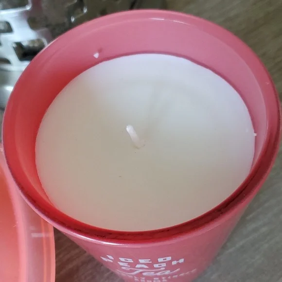 DW Home Summer Smelling Peach Iced Tea Candle 11.2 oz - Picture 5 of 6